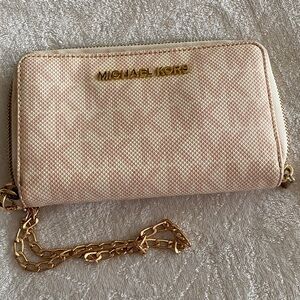Michael Kors Blush Wallet, clutch with Gold Accents